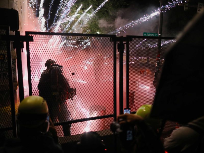 Noche de protestas violentas en EEUU con disturbios en Portland y Seattle