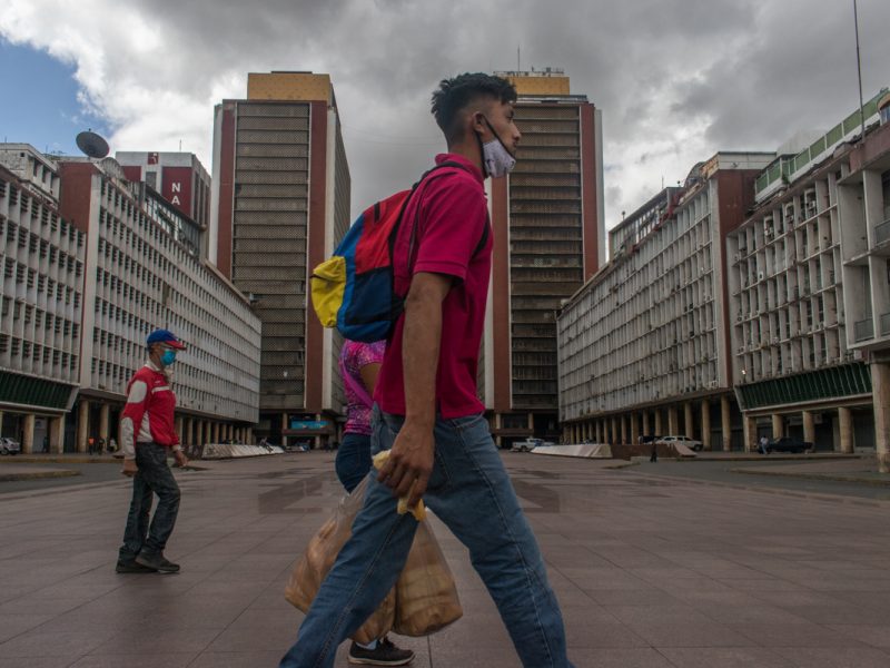 Claves que explican por qué en Venezuela no ha ocurrido una transición política #ConLaLuz