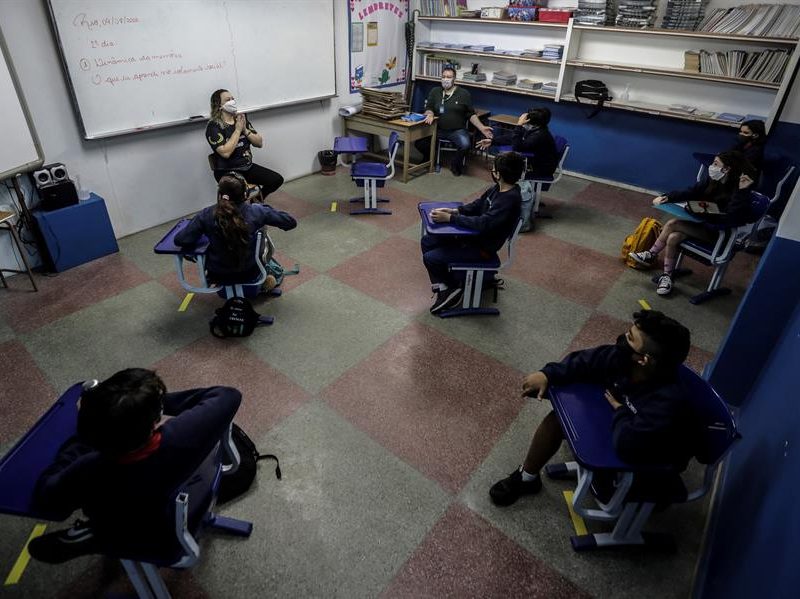 Latinoamérica supera los 5 millones de casos y se acerca a Europa en muertes