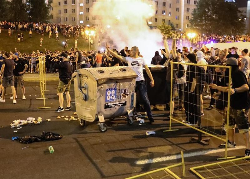 Anuncio de triunfo de Lukashenko desata protestas en Bielorrusia