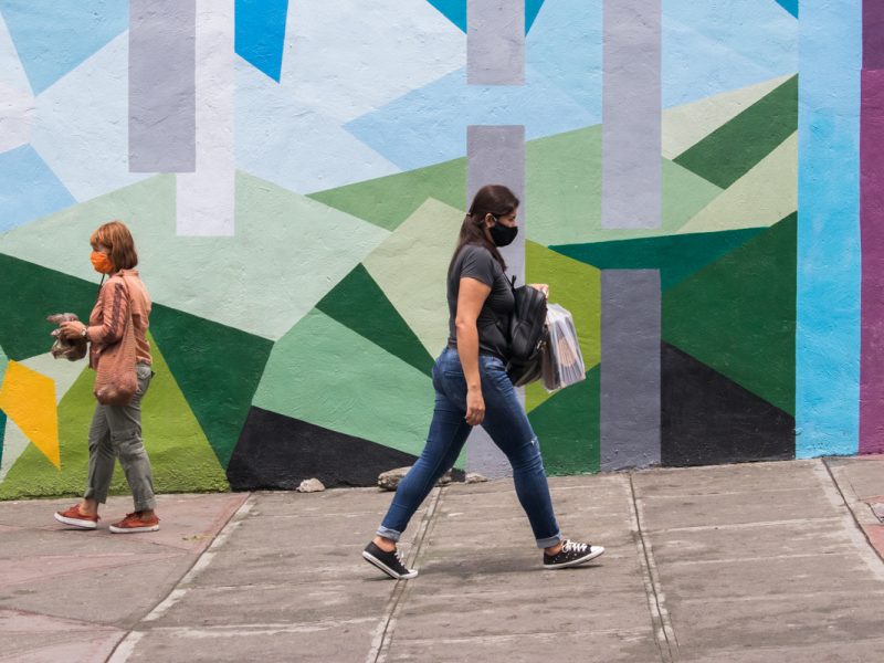 Oposición debe acumular fuerza por la vía electoral, opinan expertos