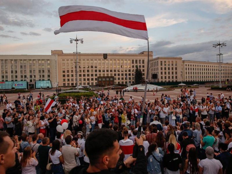 Lukashenko pide ayuda a Putin en medio de nueva jornada de manifestaciones en Bielorrusia