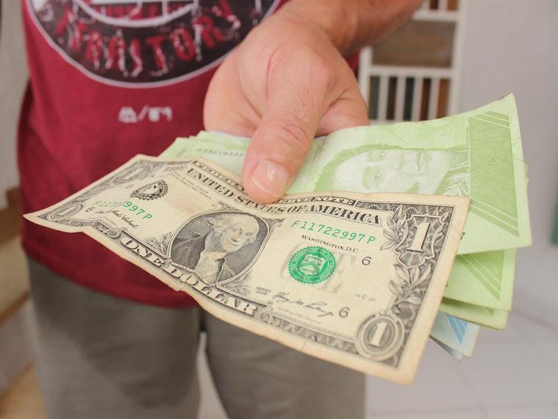 Gobierno ajusta el salario mínimo a 7 millones de bolívares #1Mayo