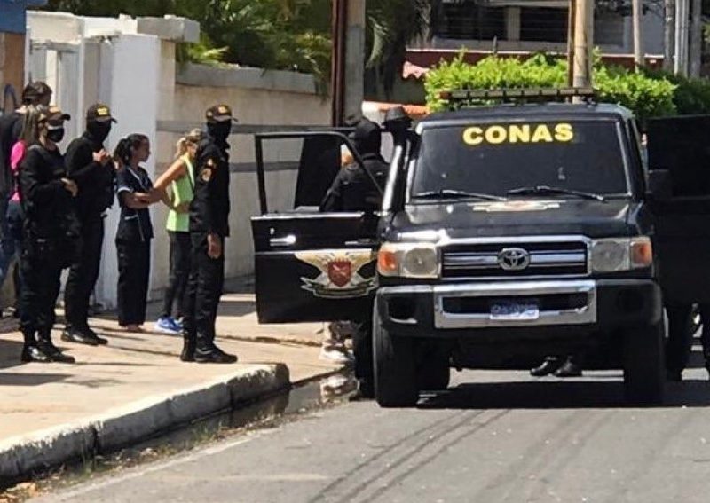 Allanan vivienda de la madre del diputado Armando Armas