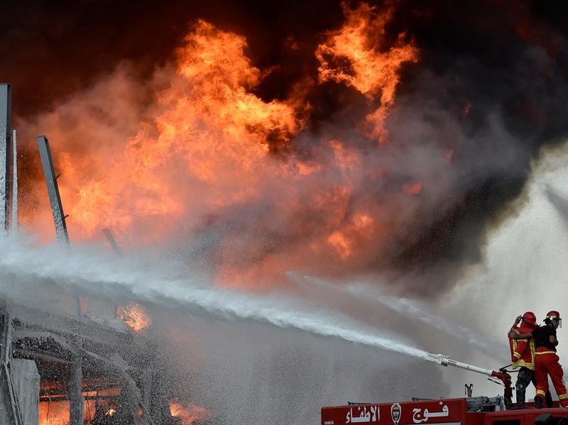 Nuevo incendio en el puerto de Beirut un mes después de la explosión