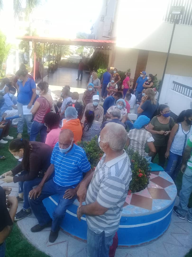Más de 60 pacientes renales en riesgo por cierre de unidad de diálisis en Bolívar