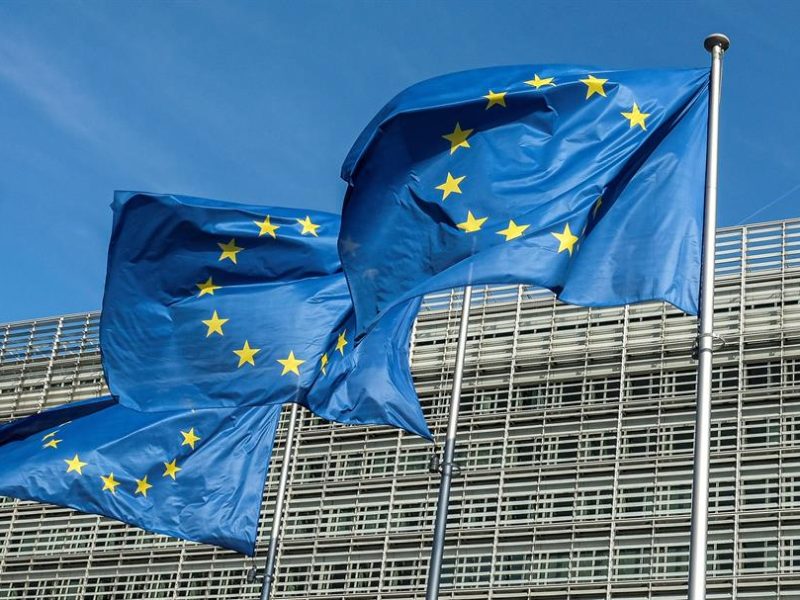 UE pide a China equilibrar su relación y acceso de observadores de DDHH