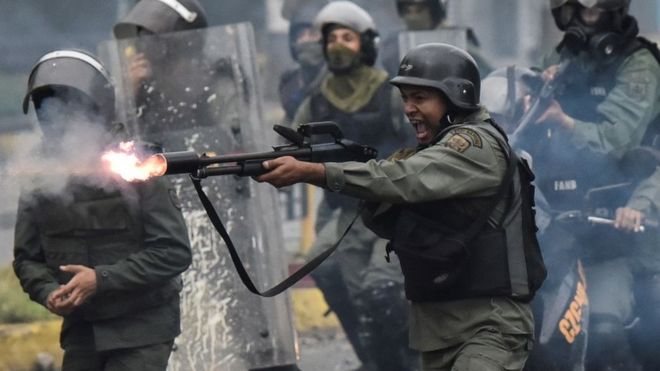 Gobierno de Bolivia no invitará a Morales ni a Maduro al traspaso de poder