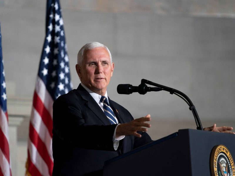 Guaidó habla con Mike Pence sobre informe de Misión de la ONU