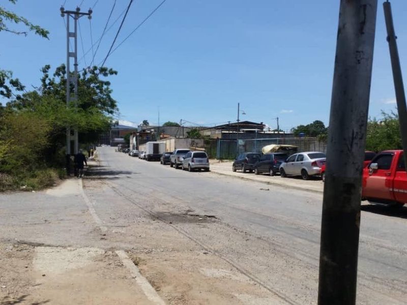 Usuarios de #CocuyoWhatsApp denuncian que en Anzoátegui persiste el incumplimiento del suministro de combustible
