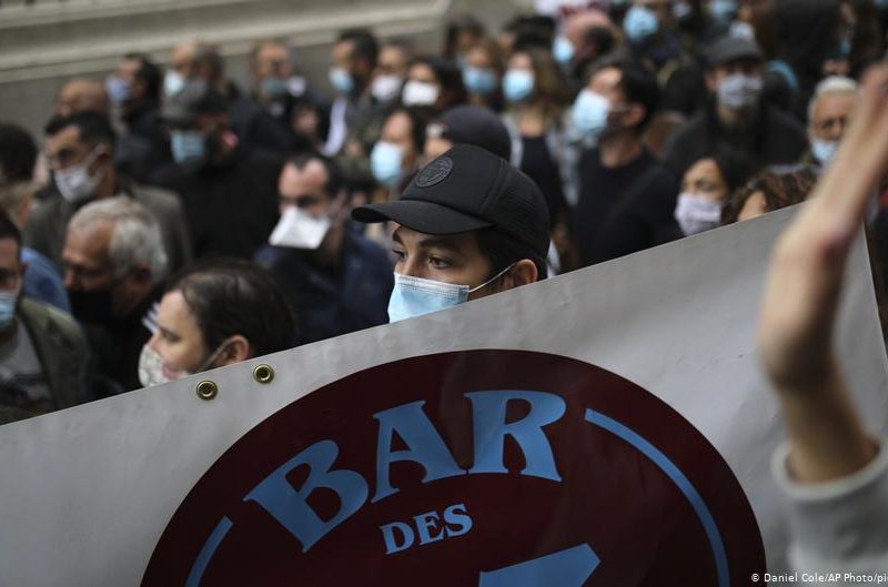 El coronavirus golpea a Francia con fuerza