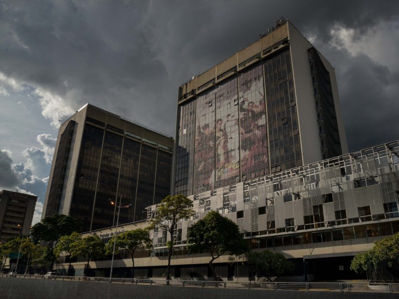 Lo que dijo Maduro sobre la caída de ingreso de divisas en Venezuela