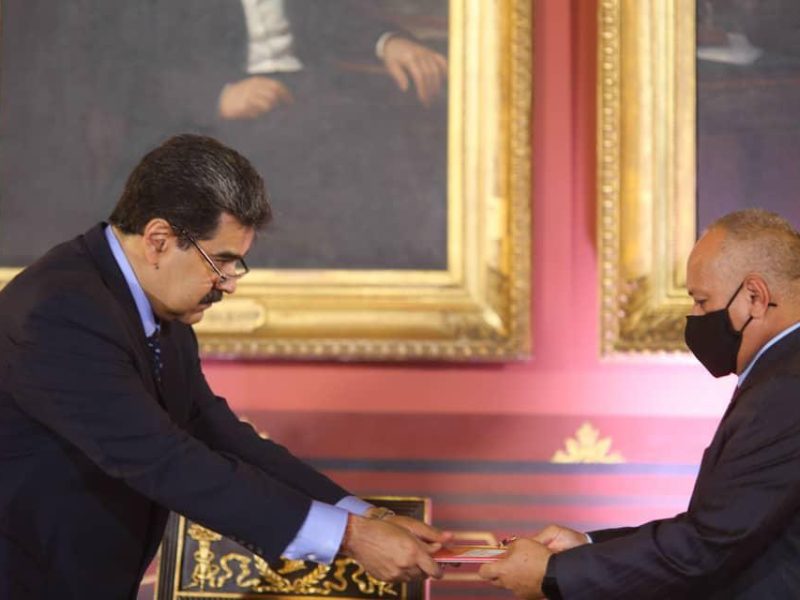 ¿Qué busca la «Ley Antibloqueo» presentada por Nicolás Maduro a la Constituyente?