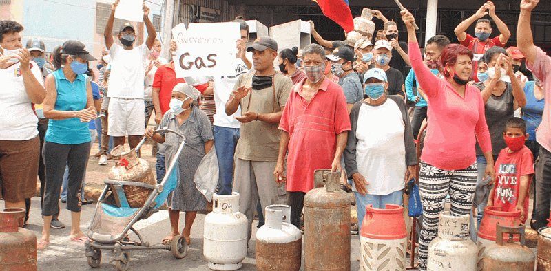 En Caracas, Los Teques, Maracaibo, Maturín y San Carlos toman las calles por falta de gas y gasolina este #2Oct