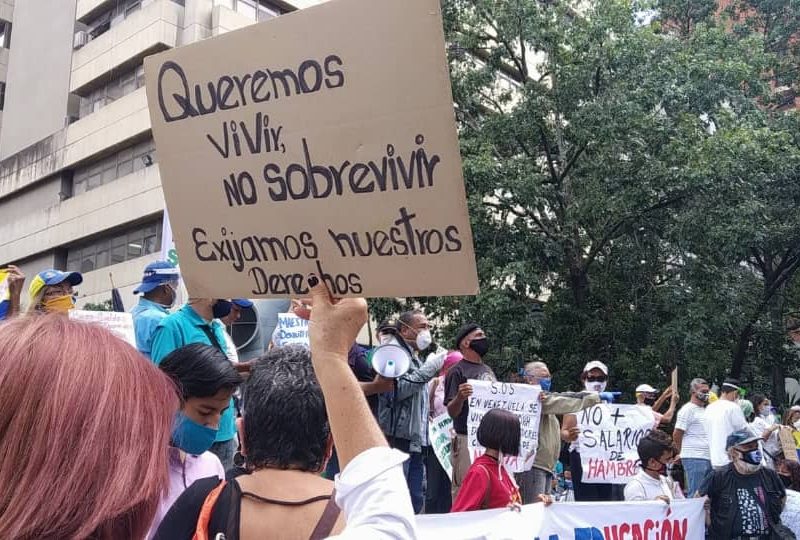 Maestros venezolanos hicieron casi 1.000 protestas en 4 años, según Inaesin