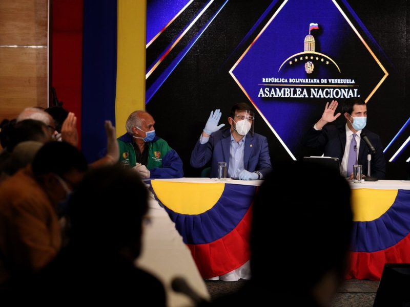 Óscar Vallés: Consulta popular de la AN trata de blindar la continuidad del gobierno interino