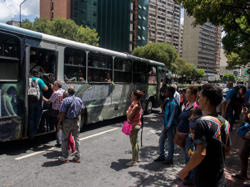 Aumento del pasaje urbano a Bs. 30.000 entra en vigencia el martes #13Oct