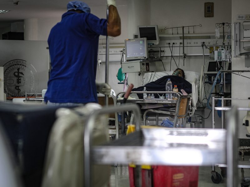 Hospital Universitario de Caracas quedó sin unidad de cuidados intensivos para COVID-19