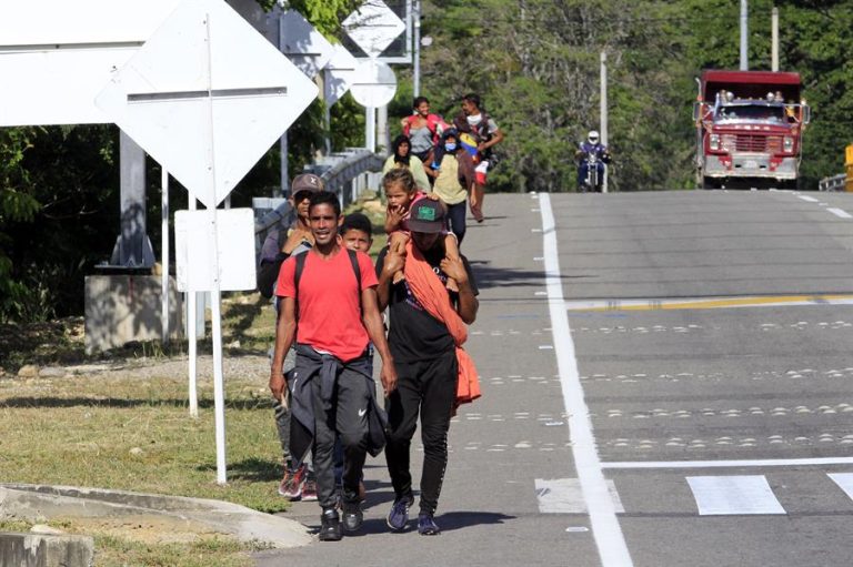 Unicef alerta de un alza exponencial de niños migrantes cruzando el Darién