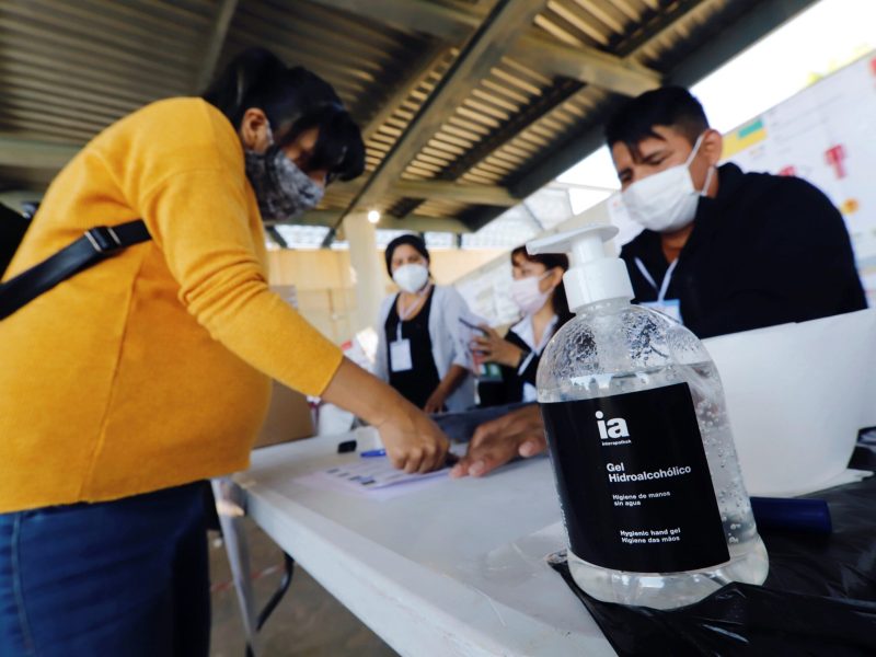 Bolivianos comienzan a votar para elegir presidente y nuevo Parlamento