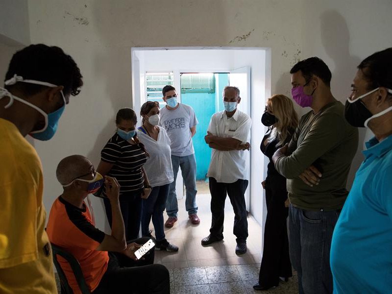 Venezolanos varados en República Dominicana buscan retornar a la desesperada