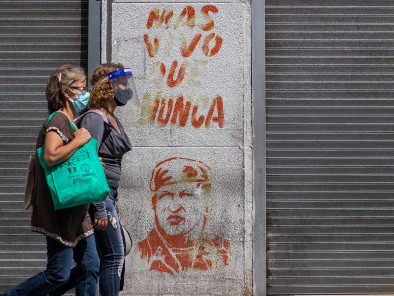 Por qué la inclusión de las mujeres aumenta la probabilidad de lograr acuerdos duraderos