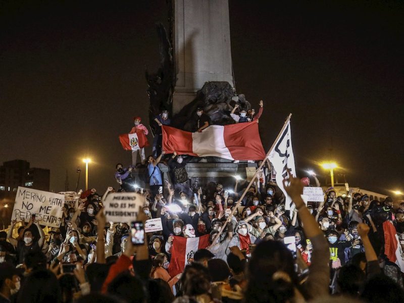 AI denuncia el "uso excesivo de la fuerza" contra manifestantes en Perú