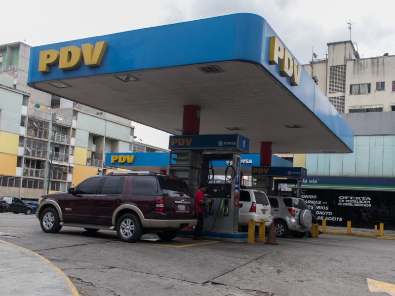 Gobierno interviene por seis meses a empresa Invegas, al acusarla de negar suministro químicos a Pdvsa