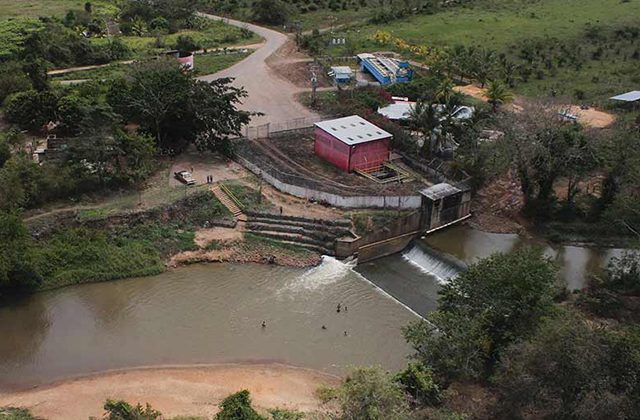 Petróleo llega a zona de captación de la planta del Bajo Guarapiche en Maturín
