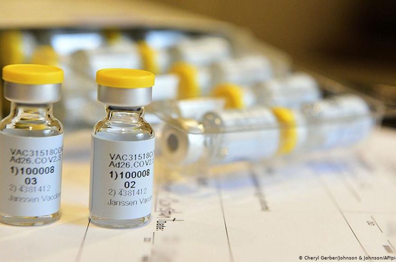 Agencia europea aprueba vacuna de AstraZeneca/Oxford