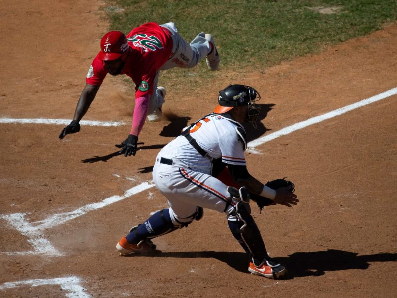 Panamá vence a Venezuela en el inicio de la Serie del Caribe