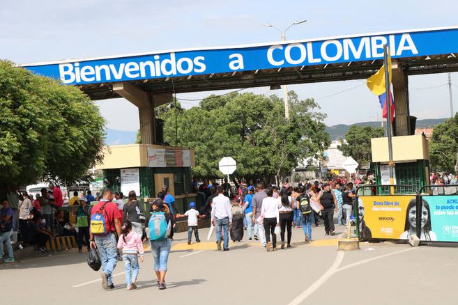 "Falta apoyo internacional a Colombia con venezolanos", dice senador de EEUU
