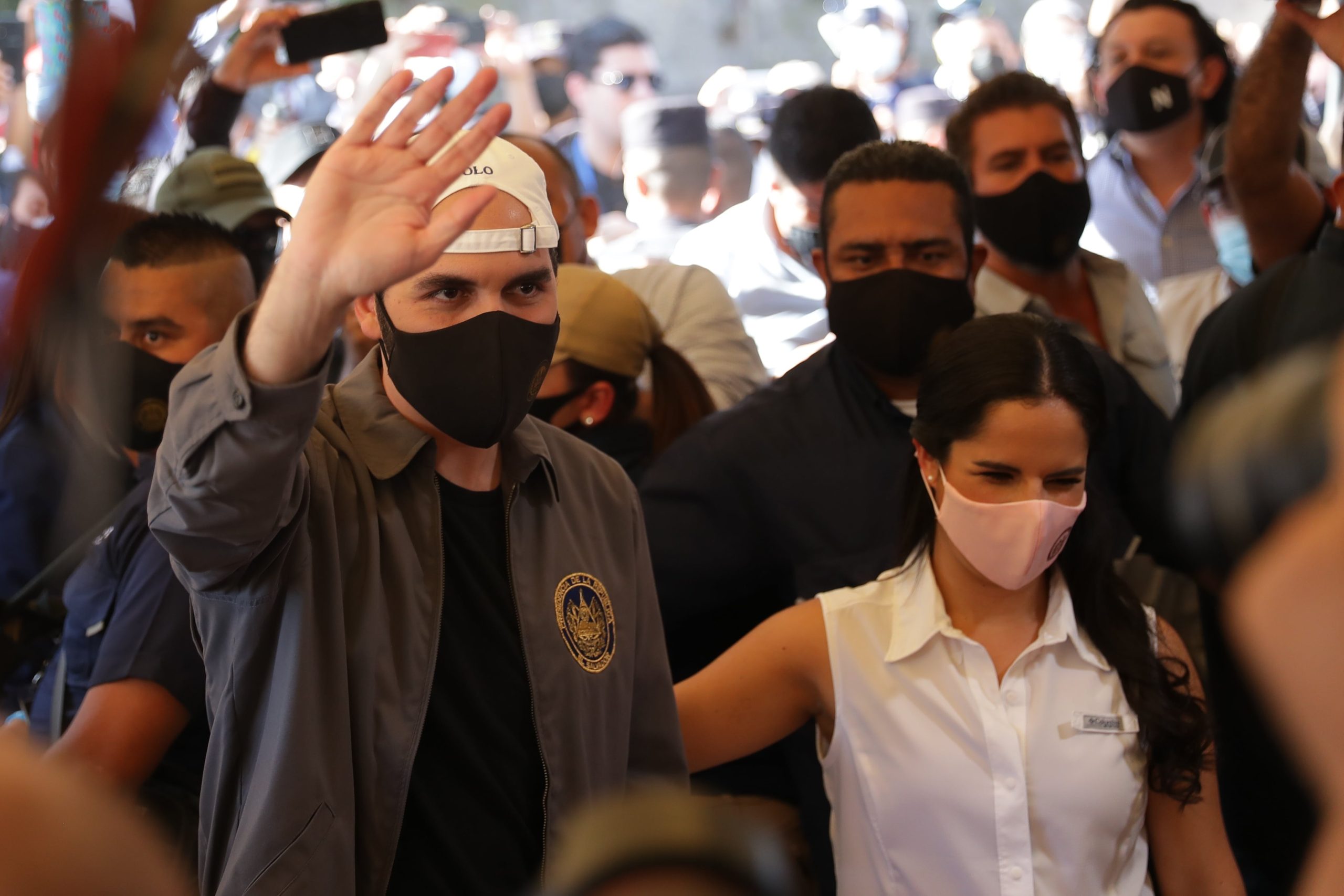 Las claves de la holgada victoria del partido de Bukele en El Salvador