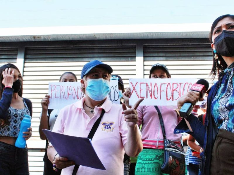 Rechazan ataques xenófobos contra venezolanos frente a Consulado de Perú en Caracas
