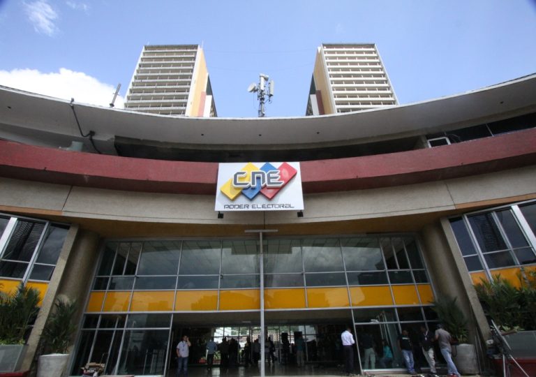 CNE avanzó en cuatro garantías electorales de cara al #21Nov, según expertos