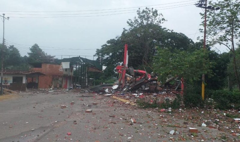 Colombia refuerza con 2.000 militares su seguridad en frontera con Apure, asegura El Tiempo