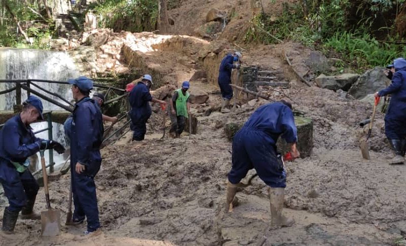 Caminerías del parque Chorros de Milla afectadas por lluvias de Mérida