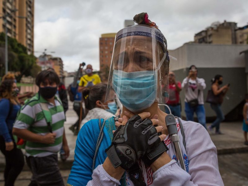 Cepaz registra 434 persecuciones a adversarios de Maduro de enero a junio