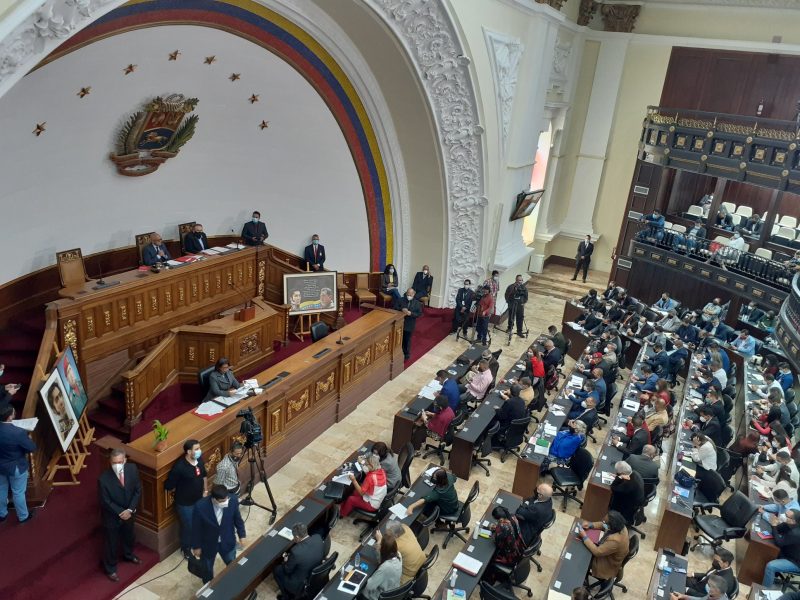 Aprueban en primera discusión reformas a leyes de protección a las familias y lactancia materna