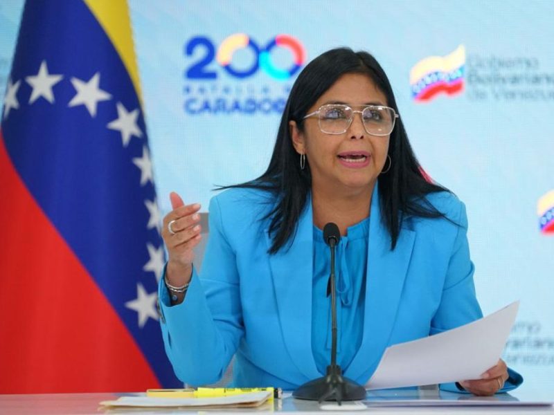 Gobierno promete a empresarios llevar a la AN ley de compras públicas nacionales
