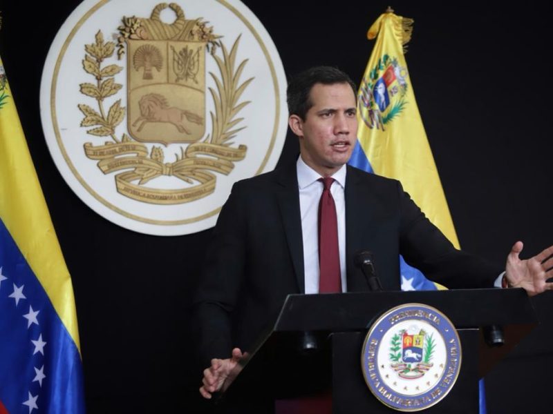 Guaidó agradece la "firme postura" de Biden en el foro del McCain Institute