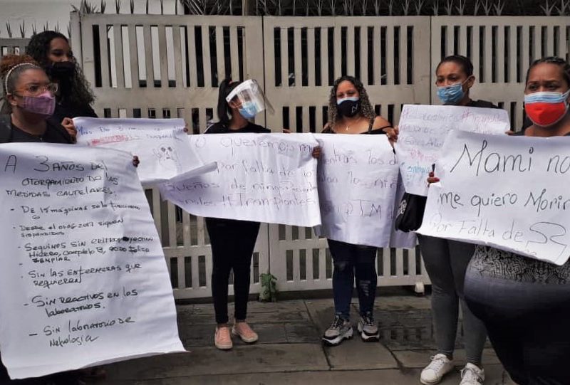 "Mi hijo me dice que no quiere se morir", dice madre de paciente de Nefrología del J. M.