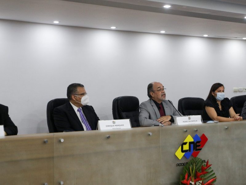 Lo que se sabe de las negociaciones políticas que condujeron al nuevo CNE