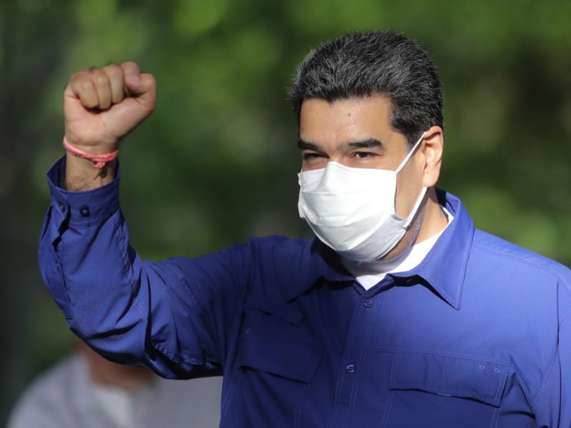 Maduro dice que está "listo" para ir a negociar con la oposición a México