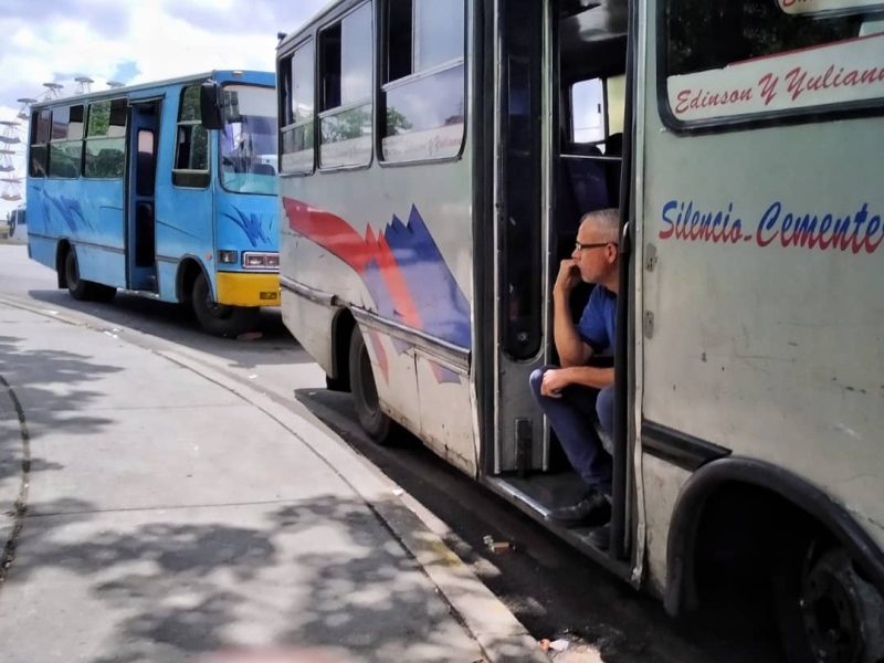 Transportistas pide que tarifa sea de 25 centavos de dólar en Venezuela