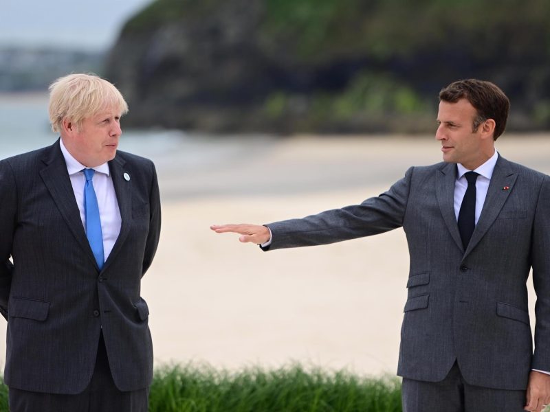 Johnson amenaza a la UE con nuevas acciones unilaterales en Irlanda del Norte