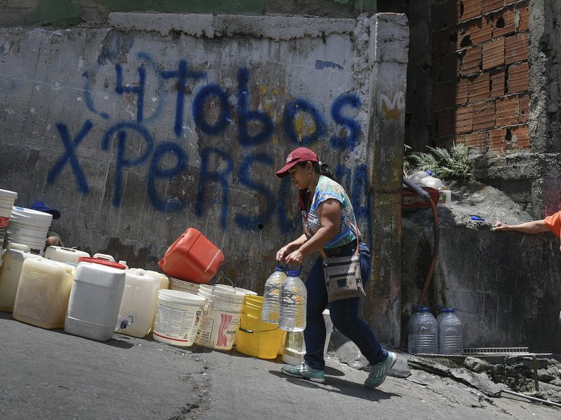 Gobernador Barreto Sira reporta brote de infecciones por salmonela en Anzoátegui