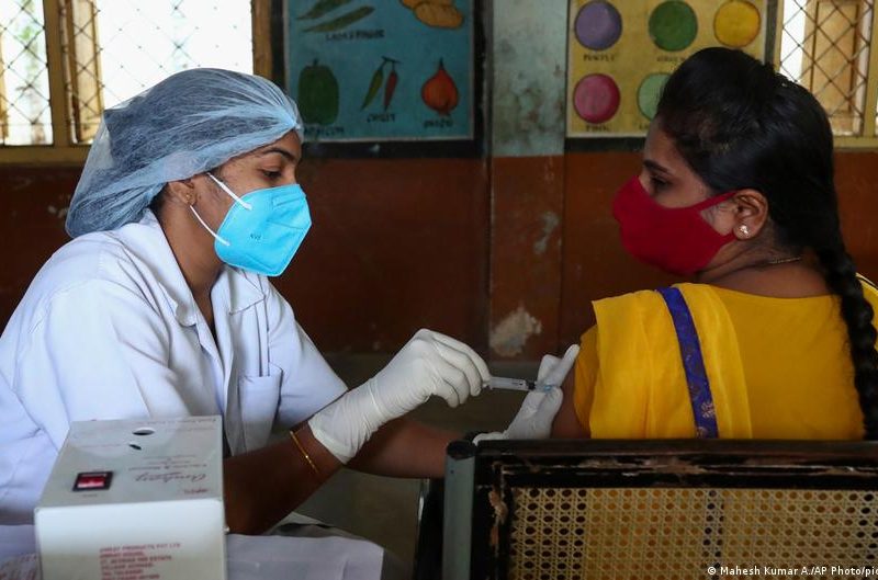 India: vacunas falsas socavan la lucha contra el coronavirus