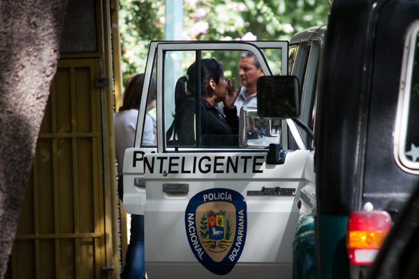 Tres alcabalas de la PNB en alrededores de la morgue de Bello Monte