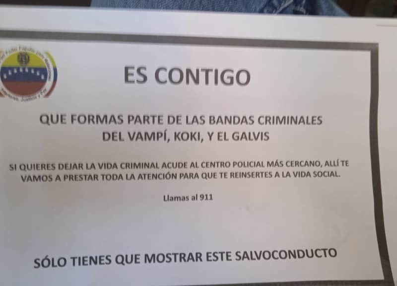 Helicóptero lanza panfletos en la Cota 905: recompensa por líderes bandas y salvoconducto a quienes se rindan